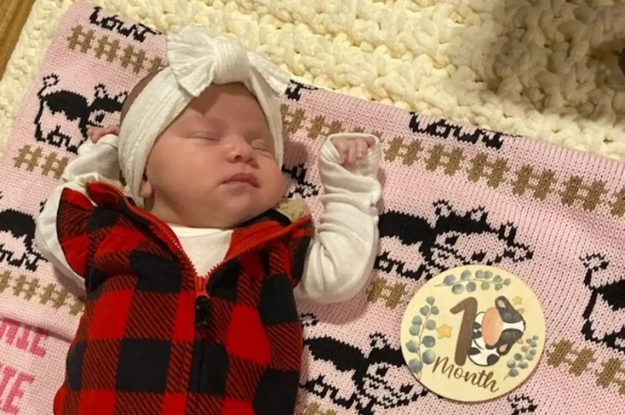 Why Personalized Baby Clothing Makes Holiday Gifting Special?