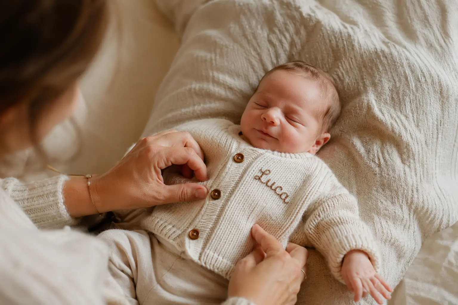 How to Personalize Baby Knitwear for Unforgettable Gifts